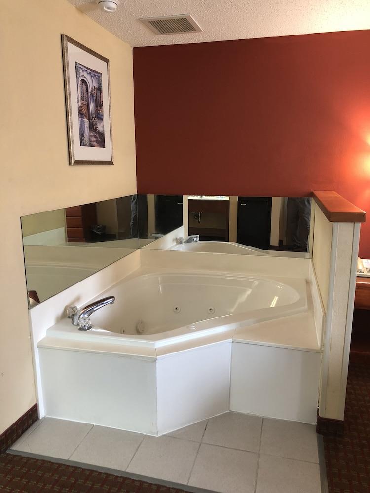 Millennium Inn Ellisville المظهر الخارجي الصورة